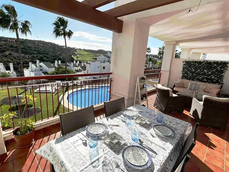 Feel The Vibe Alcaidesa Apartment San Roque  0*, San Roque (Andalucia)